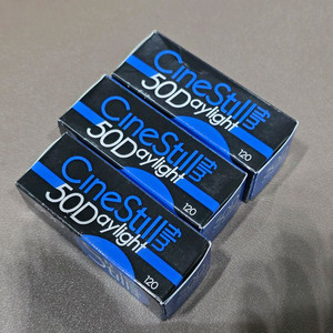 씨네스틸 50D 영화용 필름 중형필름 120 필름카메라 이미지