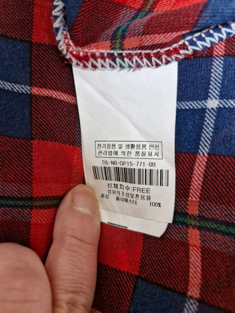 더틸버리 로브형원피스 오즈세컨지컷시슬리온앤온에고이스트럭키슈에뜨듀엘보브 이미지