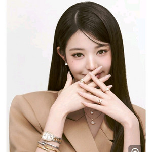 불가리 디바스드림 풀파베 목걸이 옐골 이미지