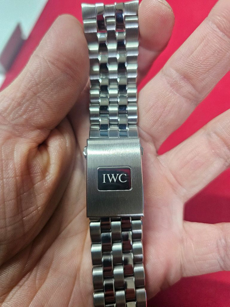 iwc 빅파일럿 43 검판 스트랩풀셋 팝니다 이미지