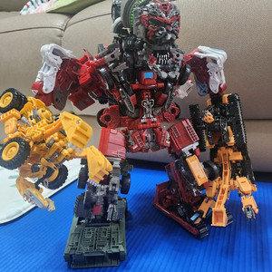 트랜스포머 데바스테이터aoyi 이미지