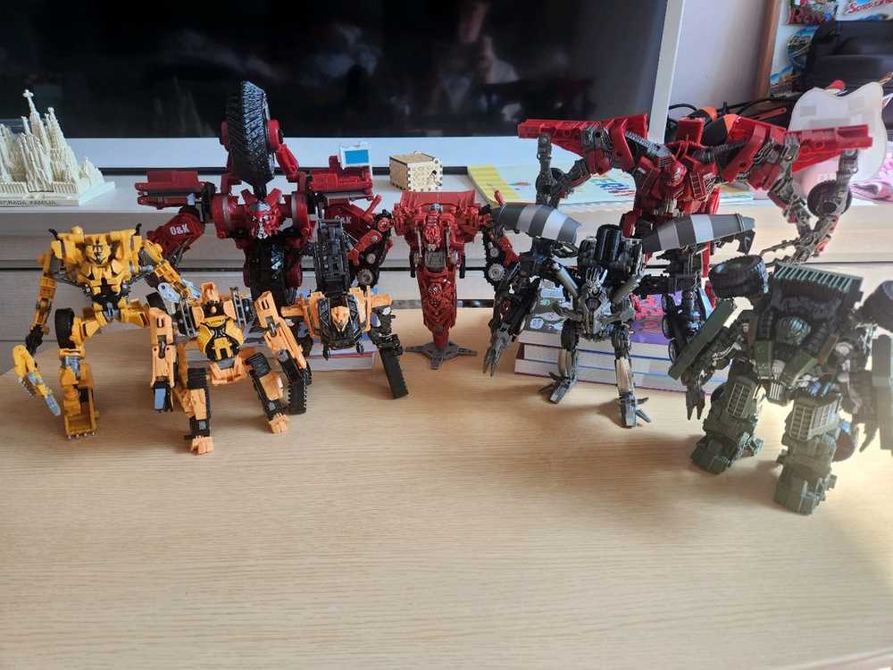 트랜스포머 데바스테이터aoyi 이미지