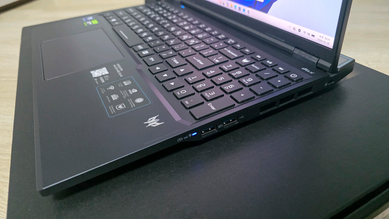 에이서 프레데터 헬리오스 네오 16 AI 275HX / RTX 5070Ti / 32GB (SSD 1TB) 이미지