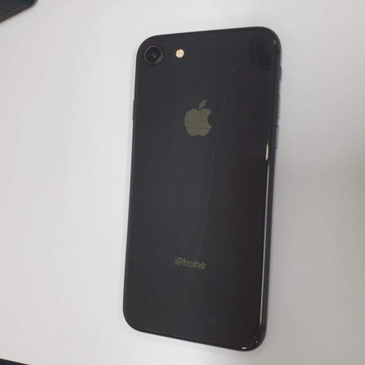 아이폰8 블랙 64기가 특SSS급 배터리100% 레트로감성 사진폰 인스타 카메라폰 022836 이미지