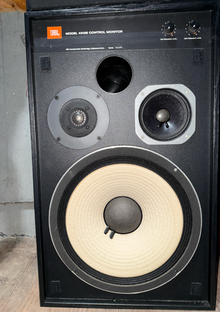 JBL 4312B 빈티지 스피커 판매합니다 이미지