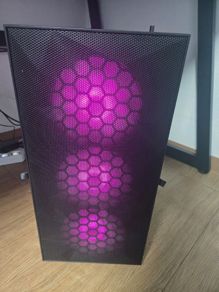 9600X & RTX 5060 Ti 완본체 판매 이미지