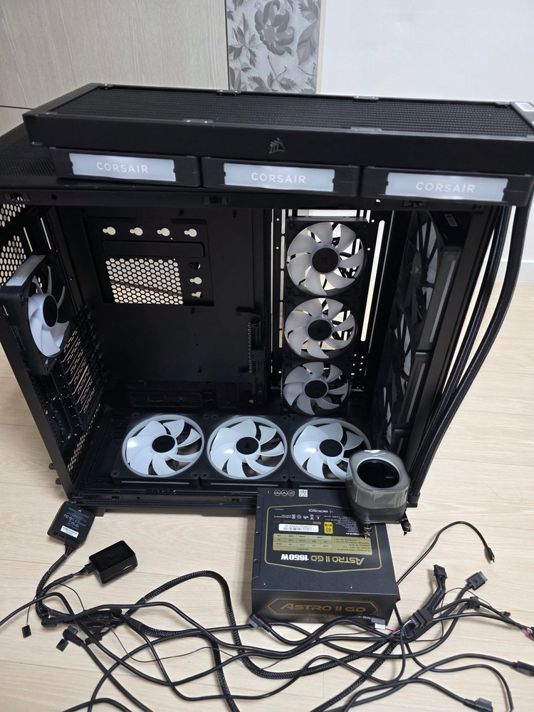 9950X3D + X870E 어로스 익스트림 AI TOP 외 이미지