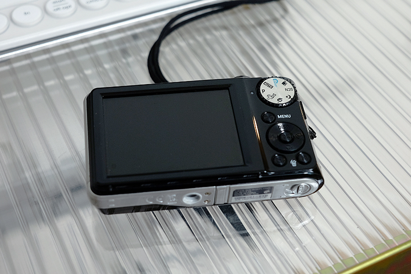 삼성 VLUU PL100 듀얼셀피 빈티지 한효주디카 팝니다 이미지