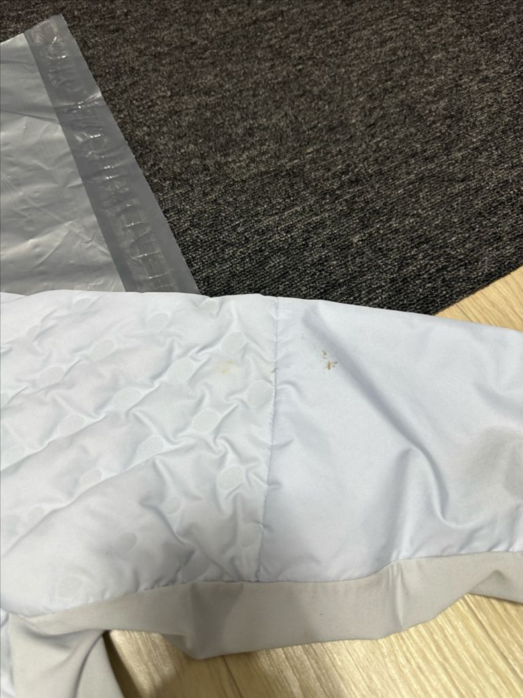 나이키 에어로로프트 자켓 L 이미지