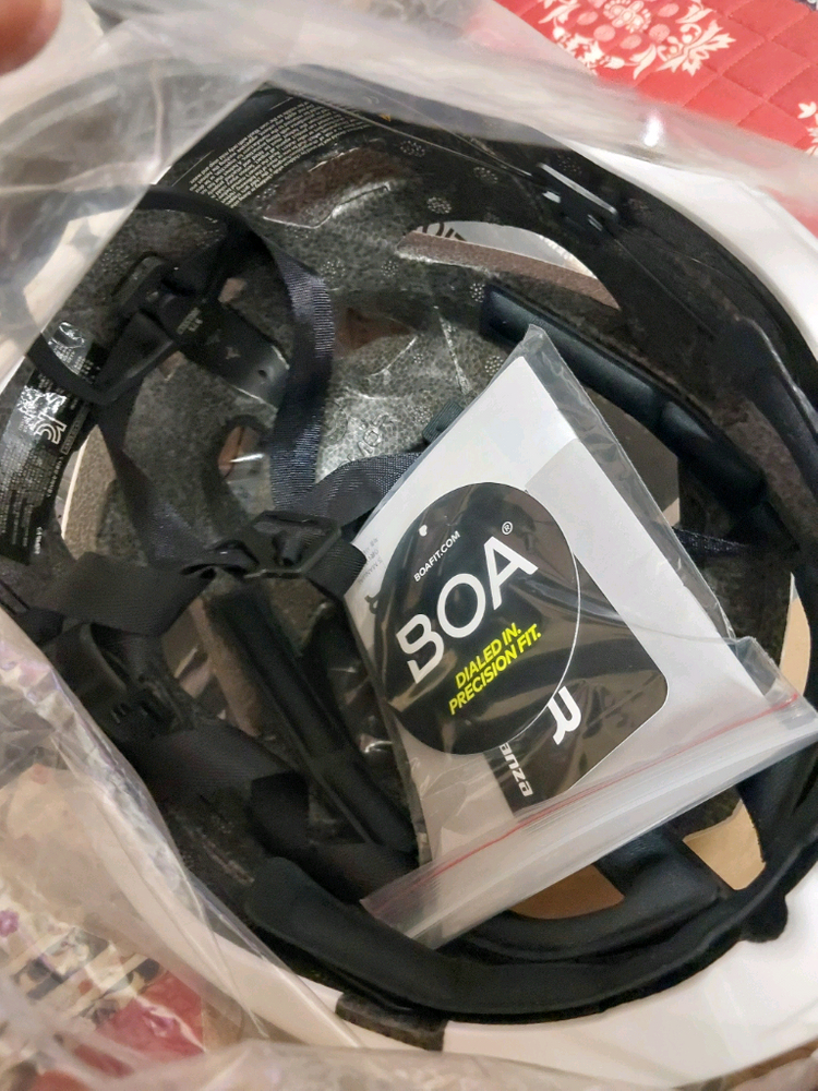 카머 피엔자 자전거 헬멧(새상품)화이트 이미지