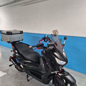 야마하 XMAX300 블랙아크라포빅 레드파츠 경정비완 풀튜닝 이미지