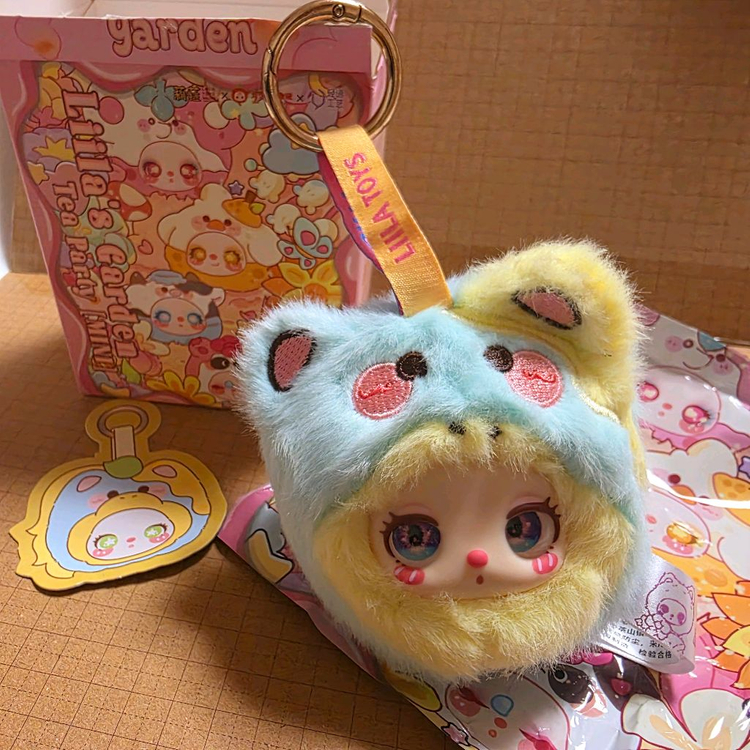 베이비쓰리 릴라의 정원 키링 예쁜 눈 포니 인형 새상품 이미지