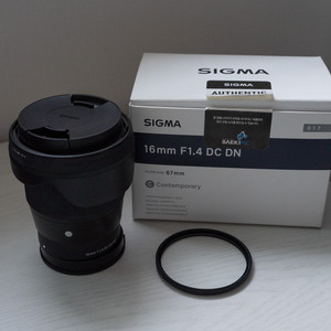 시그마 16mm F1.4 DC DN 렌즈 이미지
