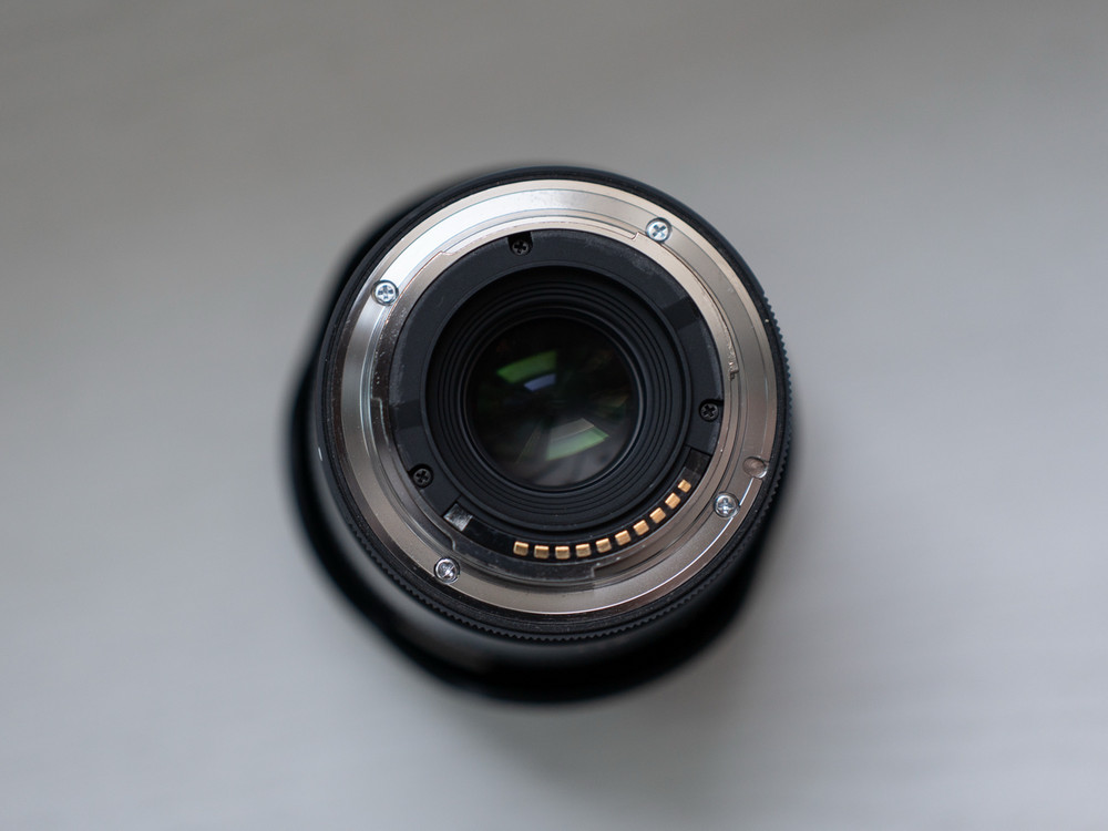 시그마 16mm F1.4 DC DN 렌즈 이미지