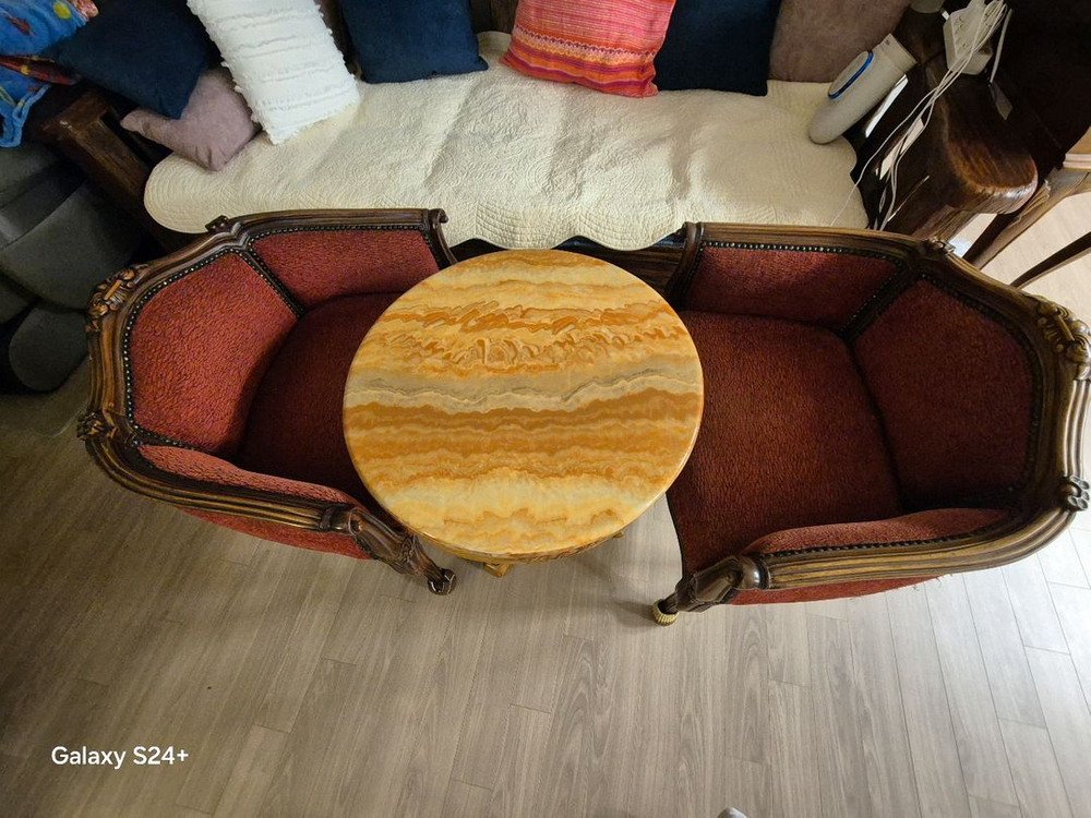 빈티지 원목 의자 2개 + 원형 대리석 테이블 세트 이미지