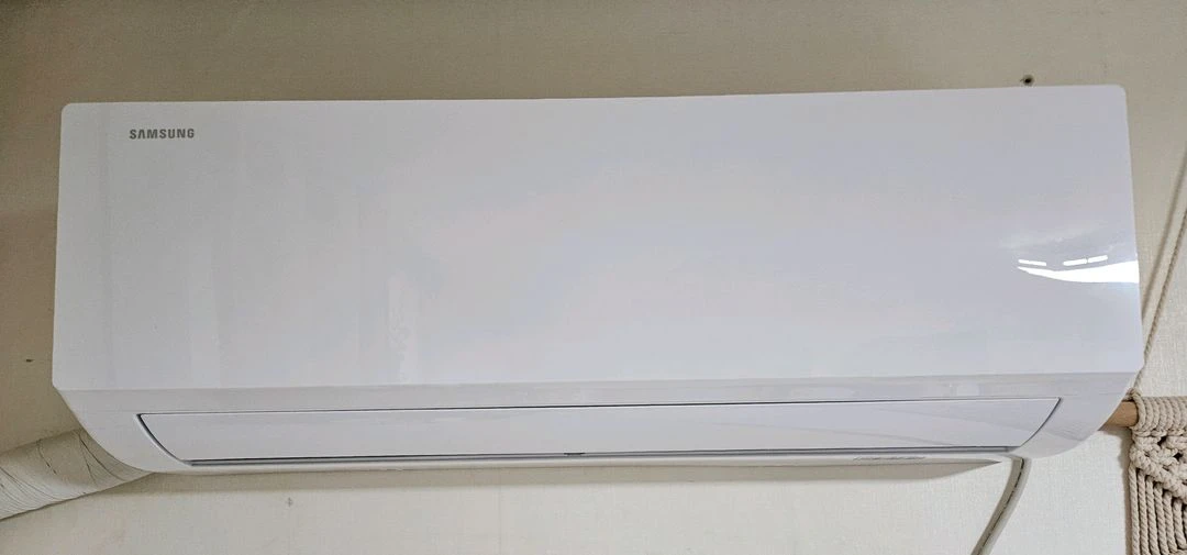 상태최상)삼성 에어컨 벽걸이 AR06D1150HZ 판매/실외기 냉방기 중고가전서울급처이사처분 이미지