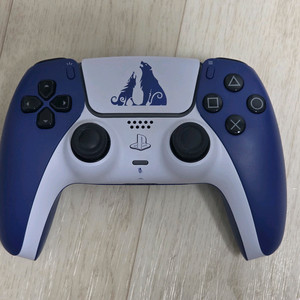 PS5 듀얼센스 컨트롤러 갓오브워 라그나로크 에디션 이미지