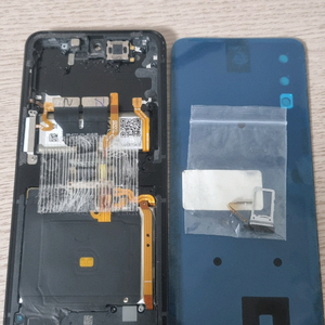 삼성 갤럭시 z플립3 바형 액정 하우징 이미지