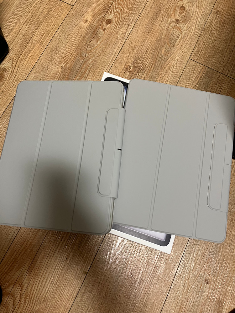 아이패드 에어 M2 128gb WiFi 13인치 (스페이스그레이) + 애플펜슬 프로 + 케이스/파우치 이미지