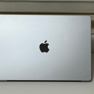 맥북프로 m4pro 16 24gb 512gb 애플케어+ 맥북 프로 m4 pro 실버 이미지