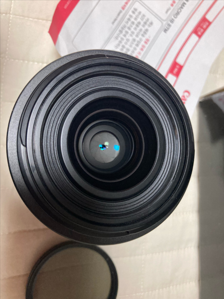 캐논 RF 24mm f1.8 이미지