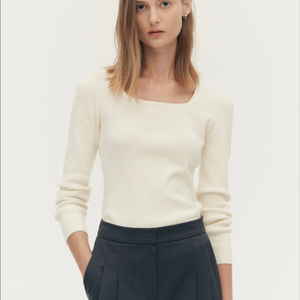 시에 sie 슈어 스퀘어넥 니트 아이보리 이미지