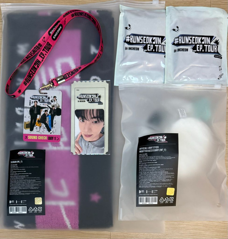 달석진 런석진 인천 앵콘 아미존 특전 랜야드 슬로건 라이브플레이 런석진 포카 이미지