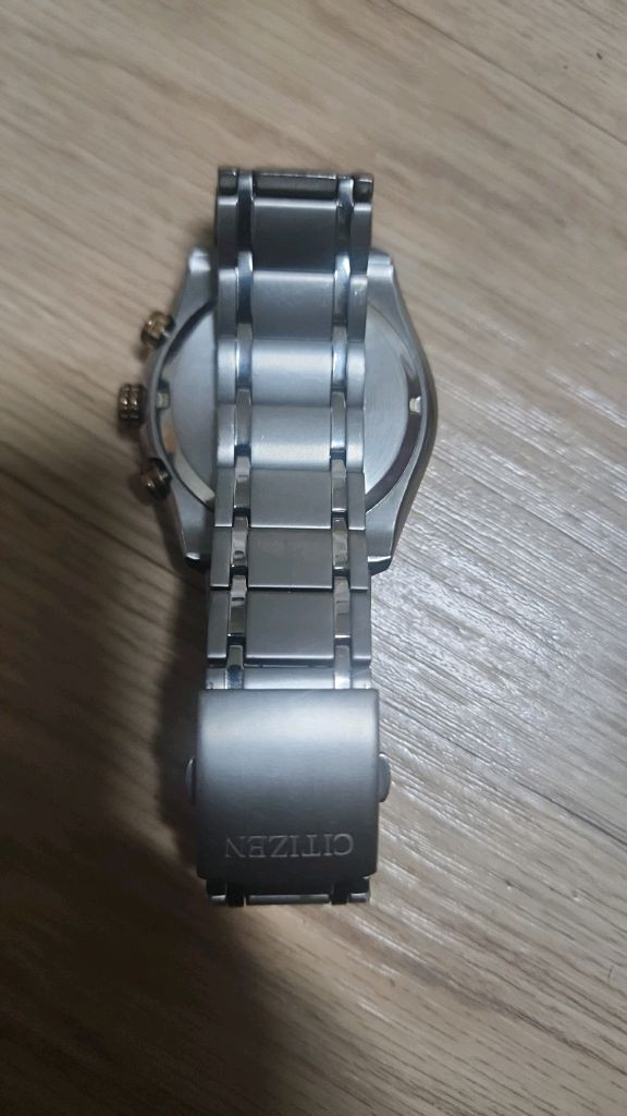 시티즌크로노그래프 시계 이미지