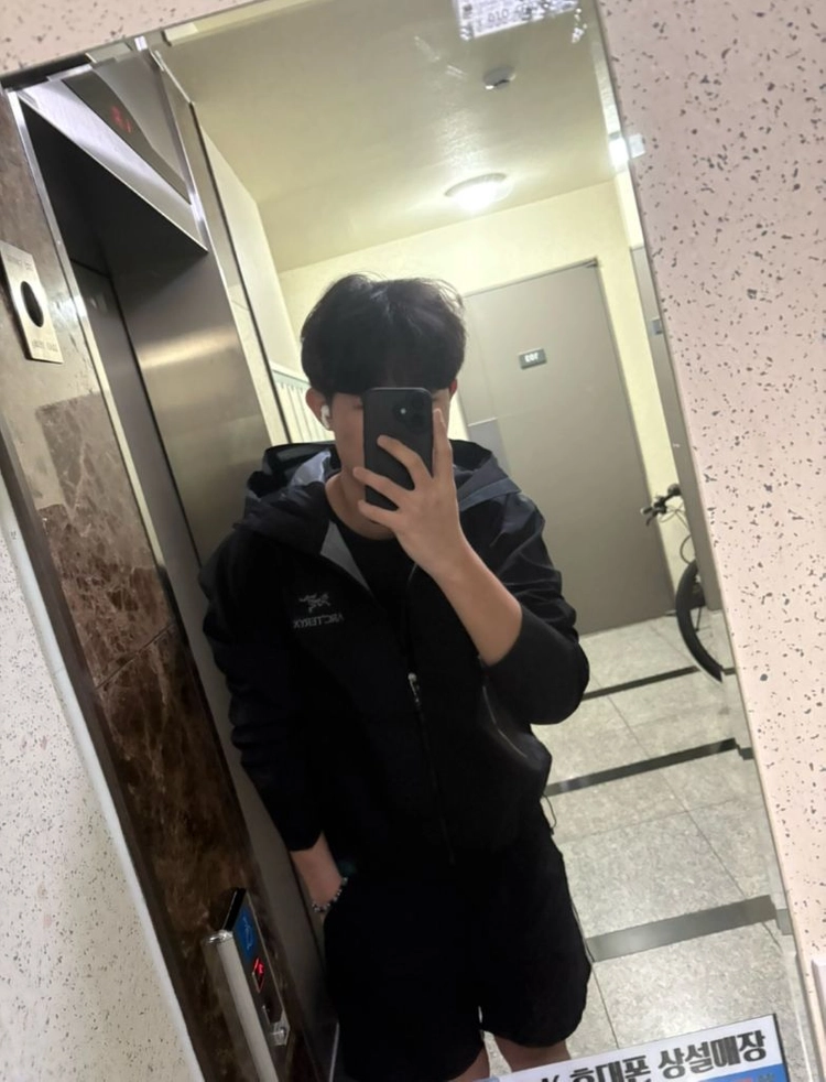 아크테릭스 베타 바람막이 이미지
