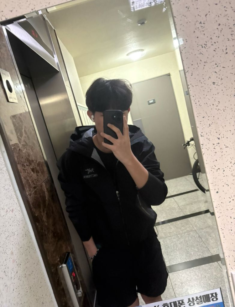 아크테릭스 베타 바람막이 이미지