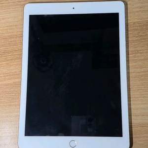 아이패드 6세대 32gb 팝니다 이미지