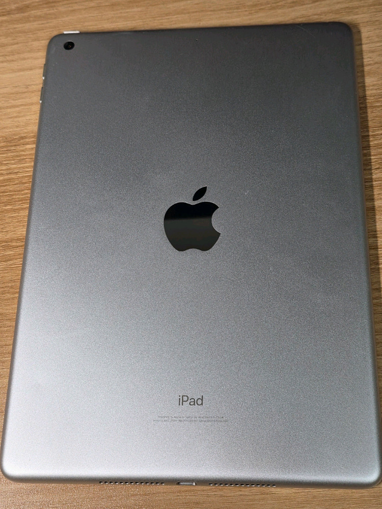 아이패드 6세대 32gb 팝니다 이미지
