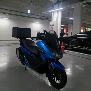 혼다 포르자350 21년 깔끔한차량 팝니다 이미지