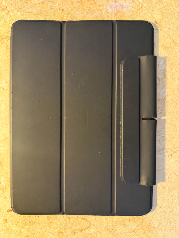 ESR 아이패드 에어 케이스 블랙 색상 이미지