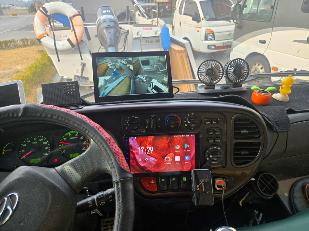 카운티 캠핑카 5인승(브라운모빌제작) 이미지