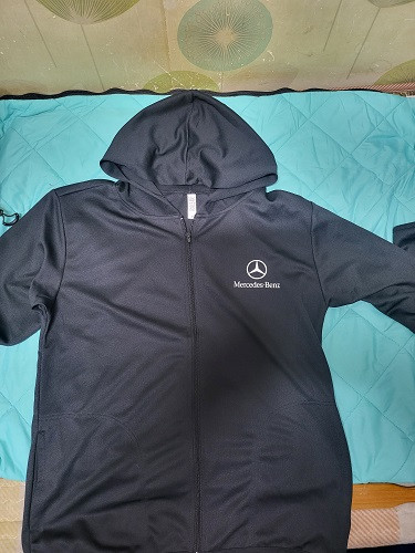 메르세데스 벤츠 경량 후드 집업 이미지