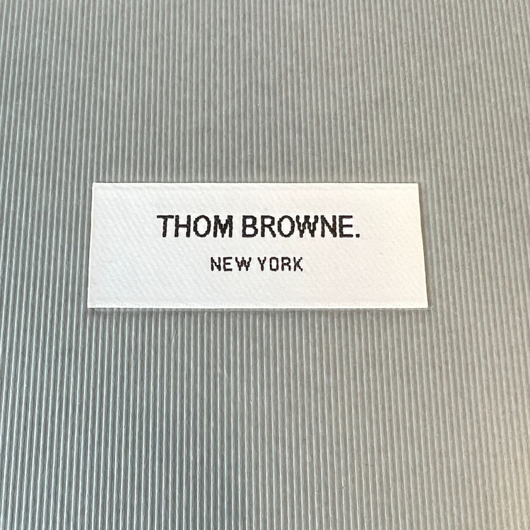 톰브라운 삼선 페블 그레인 레더 카드 홀더 카드지갑 새제품 팝니다. Thom Browne MAW020L-00198 이미지