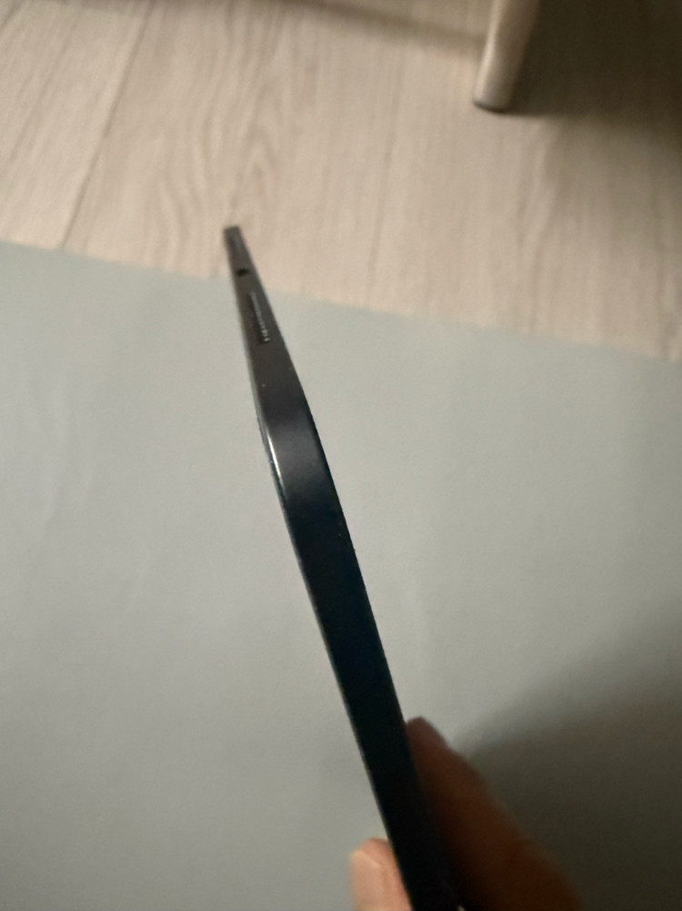 (가격포기 오늘만)a급 아이패드 프로 11 M4 256g+매직키보드+기타 구성품 이미지