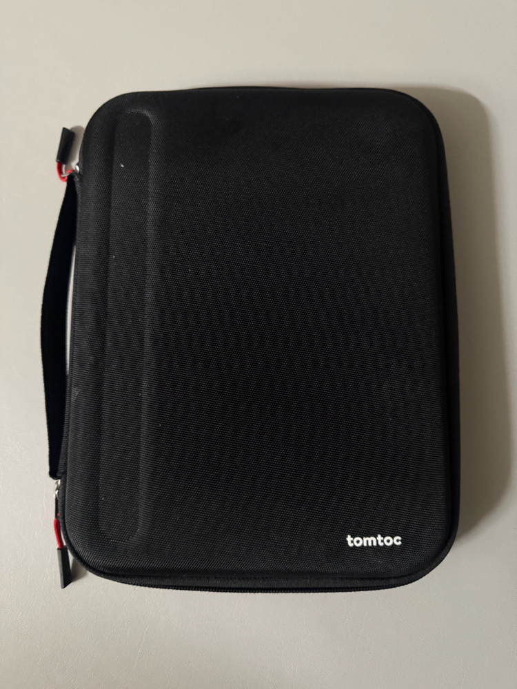 (가격포기 오늘만)a급 아이패드 프로 11 M4 256g+매직키보드+기타 구성품 이미지