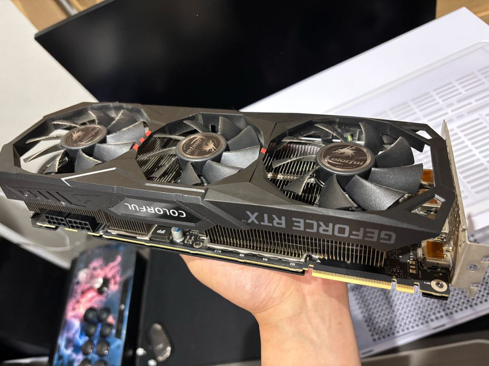 컬러풀 2070 super 8gb 이미지