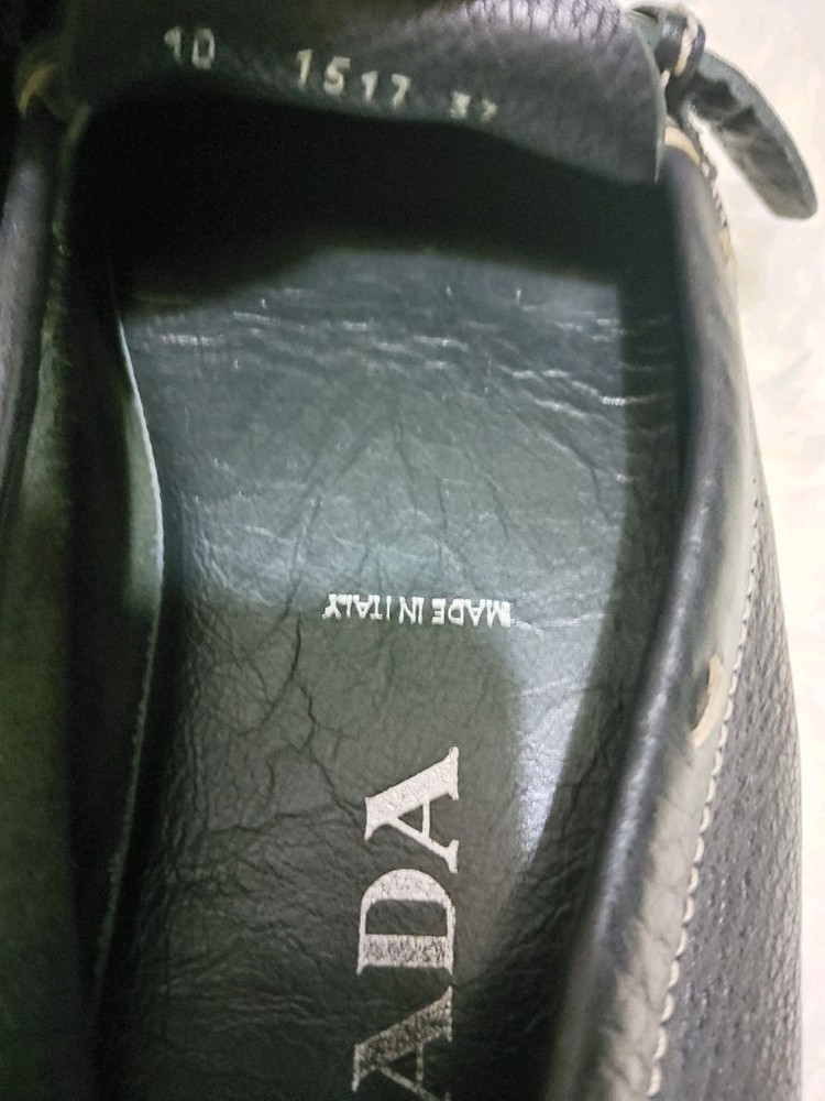 프라다 여성로퍼 37(정품) 이미지