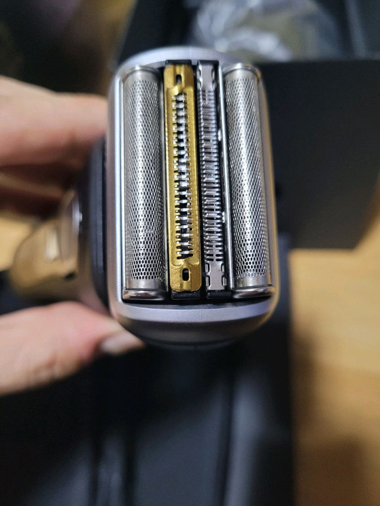 브라운면도기 s9 pro 전기면도기 풀세트 이미지