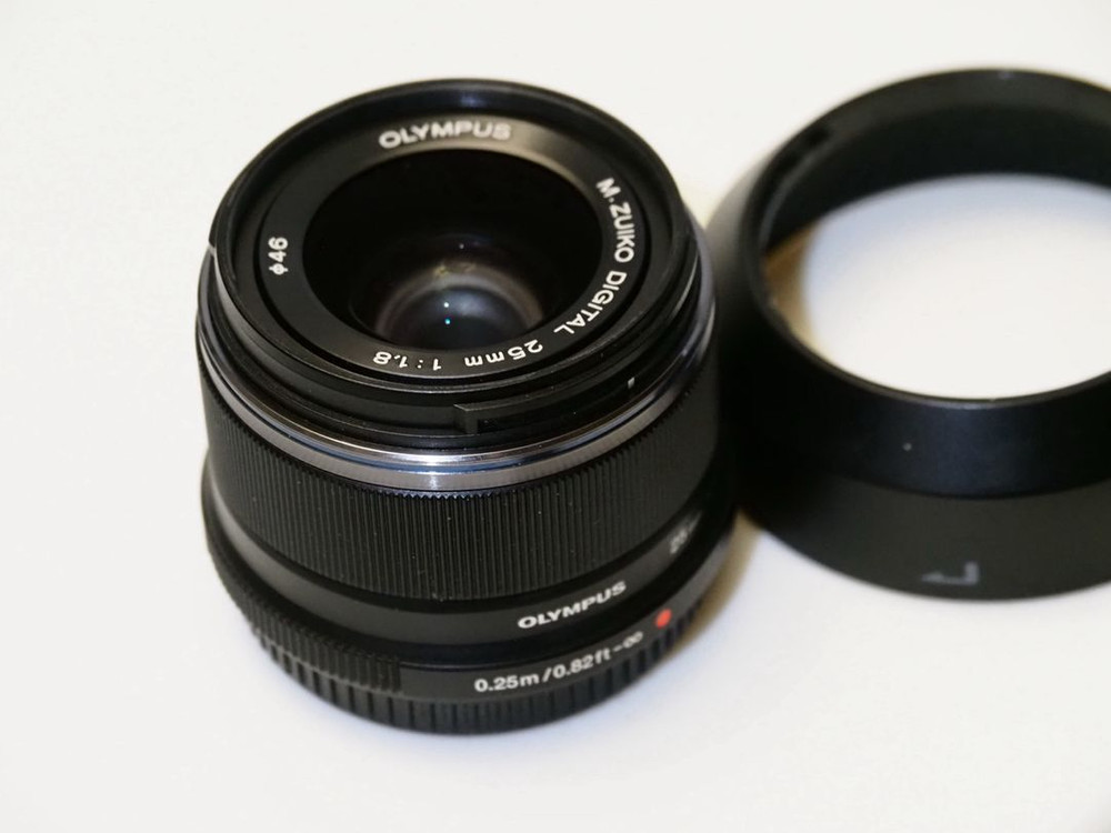 올림푸스 25mm f1.8 풀박스 이미지