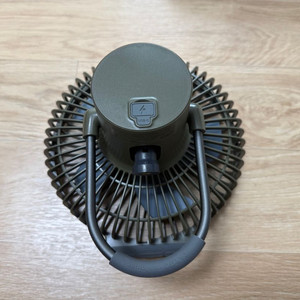 카고컨테이너 휴대용 선풍기 무선 회전 이미지