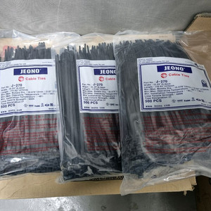 케이블타이 이미지