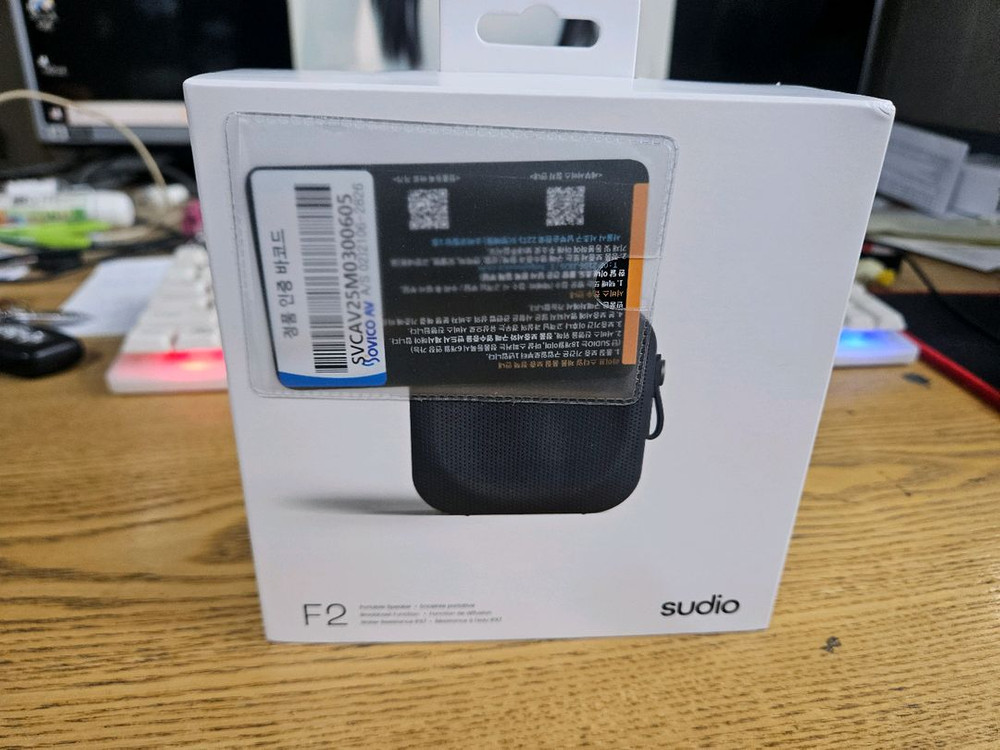 덴마크 sudio f2 휴대용 블루투스 스피커 팝니다 이미지