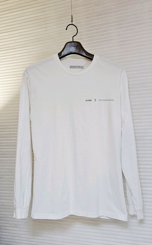PAF] 포스트 아카이브 롱슬리브리스 긴팔티 화이트 이미지