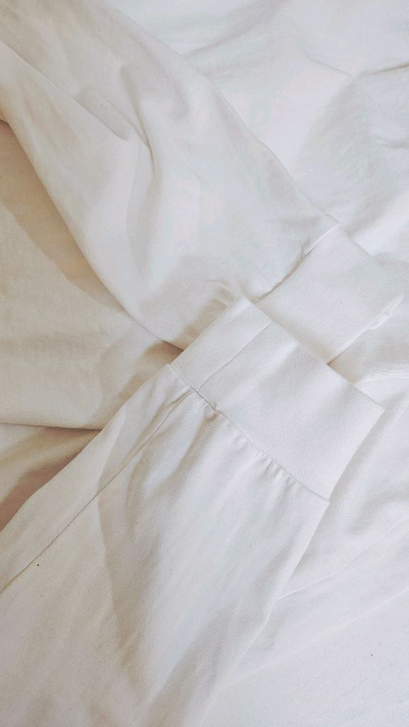 PAF] 포스트 아카이브 롱슬리브리스 긴팔티 화이트 이미지