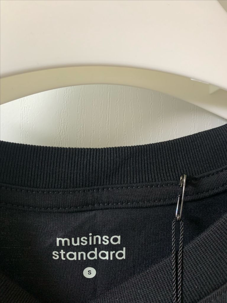 무탠다드 쿨탠릴렉스핏 반팔블랙,에크루2종s사이즈 일괄판매 이미지