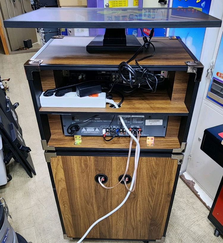 금영 KMS-Q100 올인원 이동식 노래방 세트 (새 제품 급) 신곡 23년 1월 제품 이미지